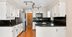 8504 N Chatham Avenue, Kansas City, MO 64154