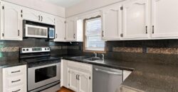 8504 N Chatham Avenue, Kansas City, MO 64154