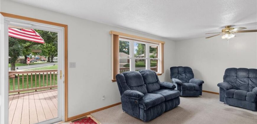 201 Highland Drive, Smithville, MO 64089