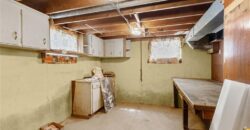 201 Highland Drive, Smithville, MO 64089