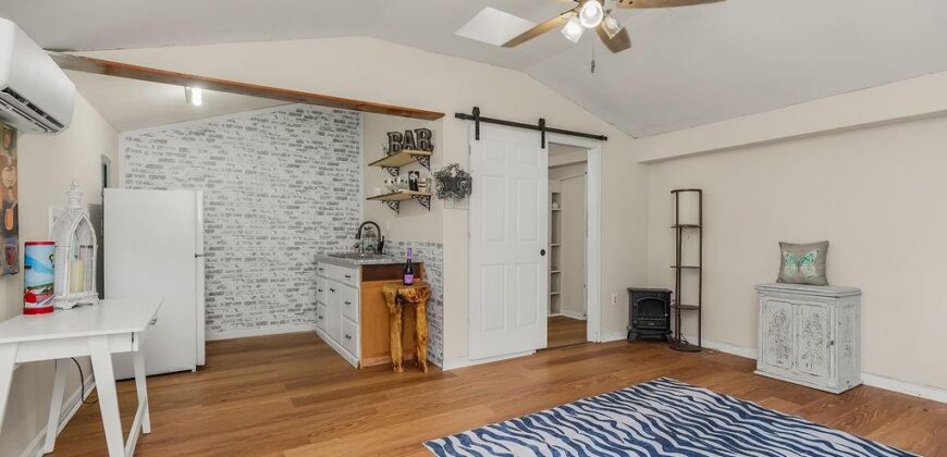 101 NE 83rd Street, Kansas City, MO 64118