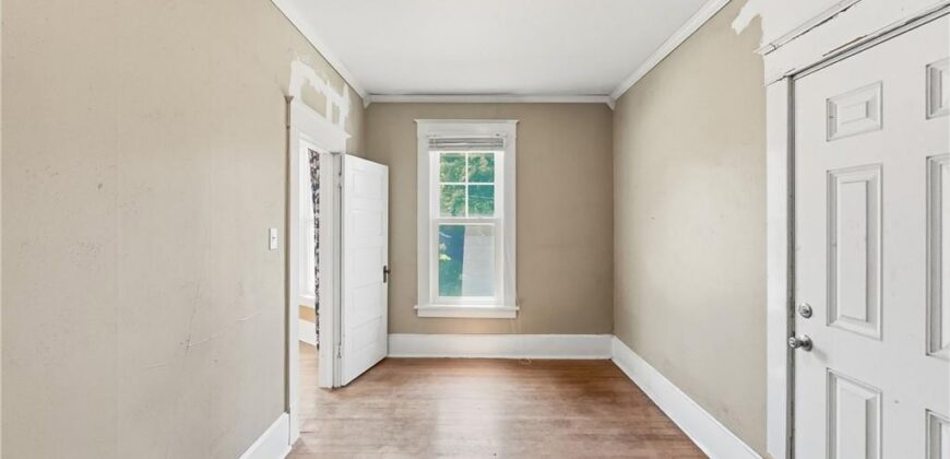 603 Walnut Street, Weston, MO 64098