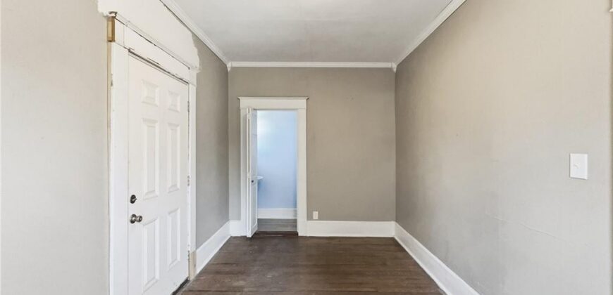 603 Walnut Street, Weston, MO 64098