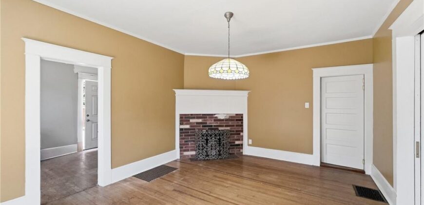 603 Walnut Street, Weston, MO 64098