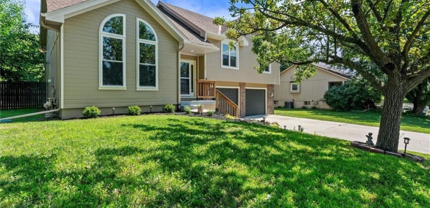 1502 hardwick Drive, Liberty, MO 64068