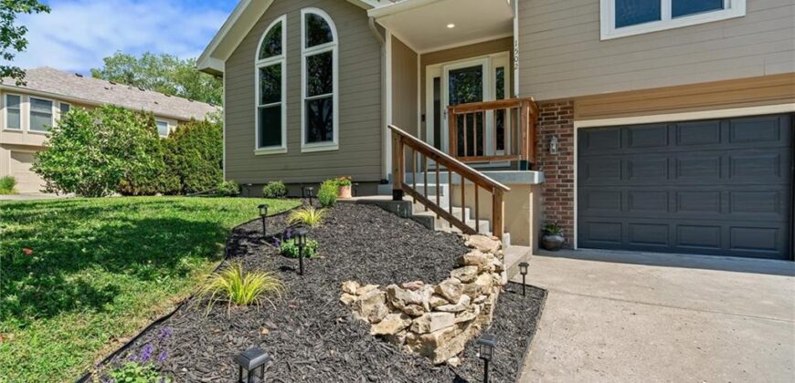 1502 hardwick Drive, Liberty, MO 64068