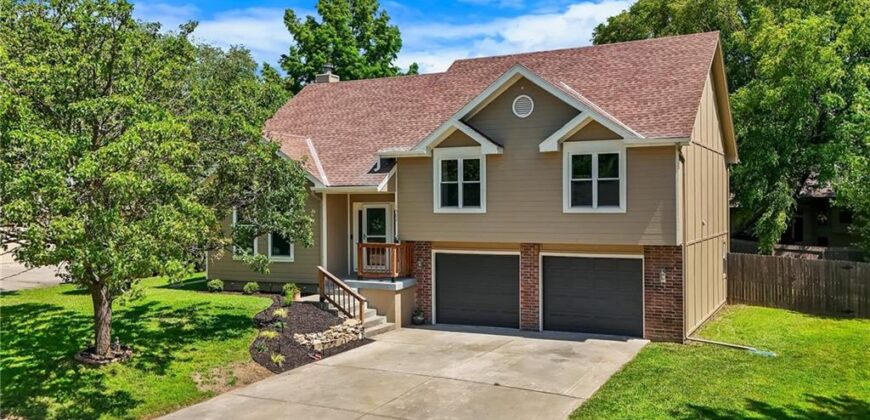 1502 hardwick Drive, Liberty, MO 64068