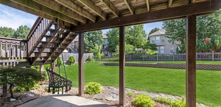7433 N Smalley Avenue, Kansas City, MO 64158