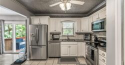 8008 N Garfield Avenue, Kansas City, MO 64118