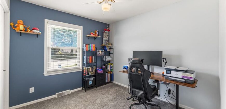8008 N Garfield Avenue, Kansas City, MO 64118