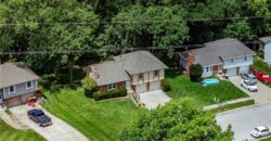 8008 N Garfield Avenue, Kansas City, MO 64118