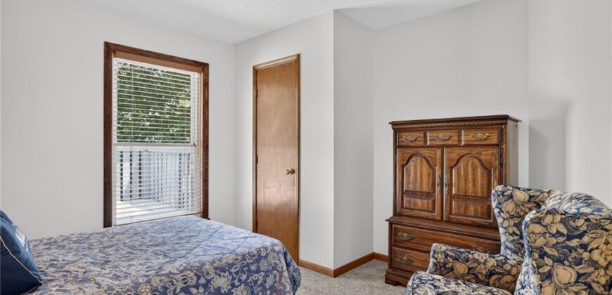 7347 N Shannon Avenue, Kansas City, MO 64152