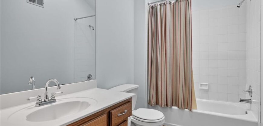 7347 N Shannon Avenue, Kansas City, MO 64152