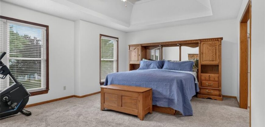 7347 N Shannon Avenue, Kansas City, MO 64152