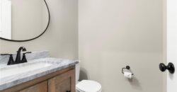 8923 N Poplar Avenue, Kansas City, MO 64156