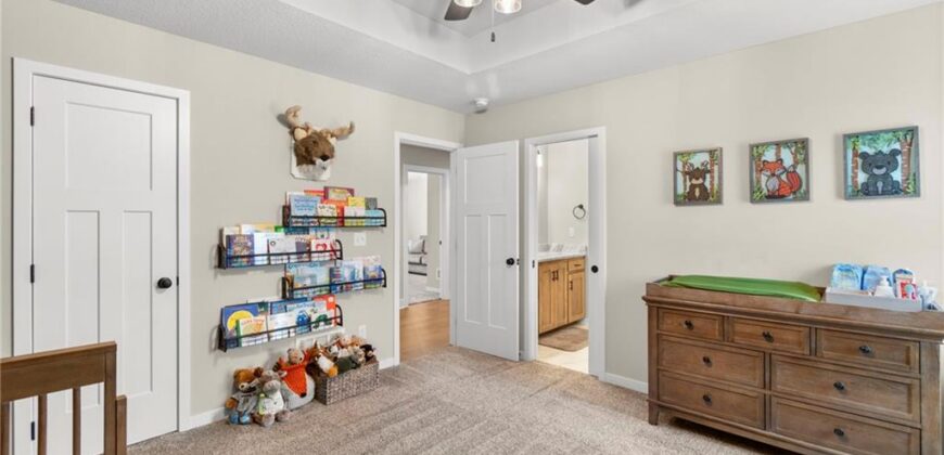 8923 N Poplar Avenue, Kansas City, MO 64156