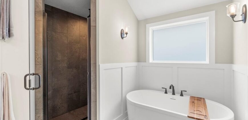 8923 N Poplar Avenue, Kansas City, MO 64156