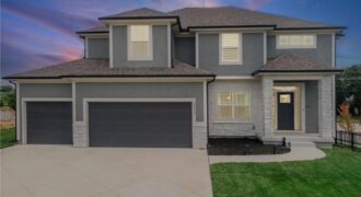 8923 N Poplar Avenue, Kansas City, MO 64156