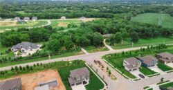 8923 N Poplar Avenue, Kansas City, MO 64156