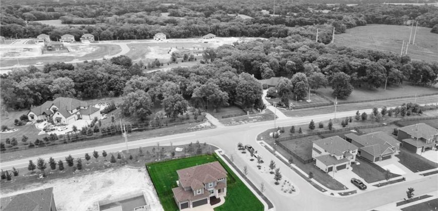 8923 N Poplar Avenue, Kansas City, MO 64156