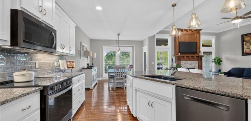 8126 NW 90th Terrace, Kansas City, MO 64153