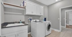 8126 NW 90th Terrace, Kansas City, MO 64153