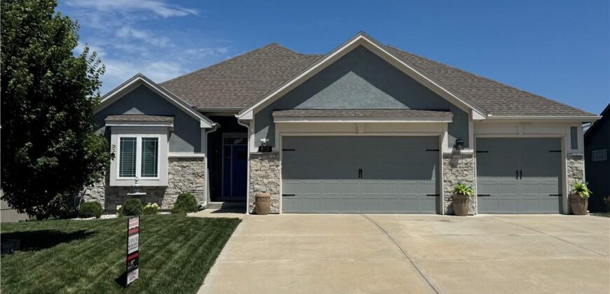 8126 NW 90th Terrace, Kansas City, MO 64153