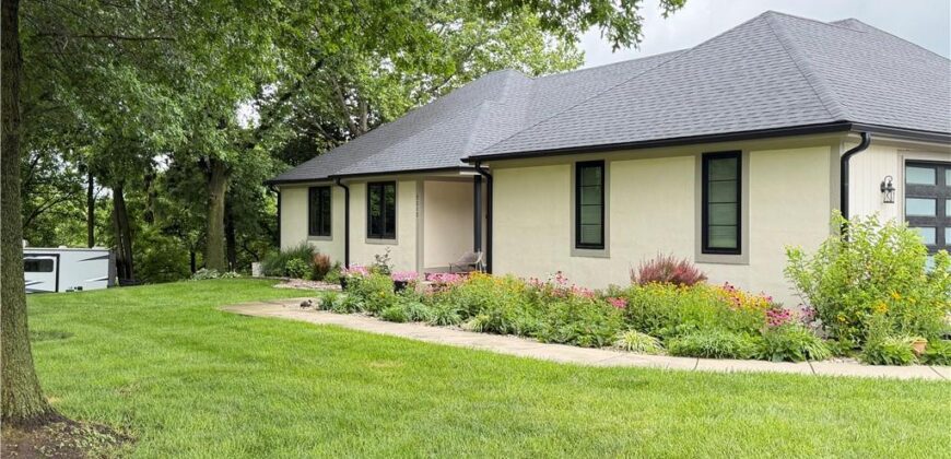 2212 E County Road H Highway, Liberty, MO 64068
