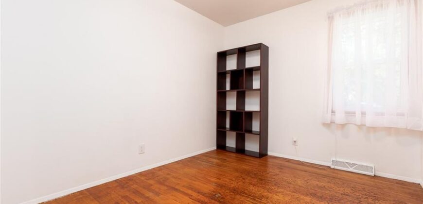 5153 N Palmer Avenue, Kansas City, MO 64119