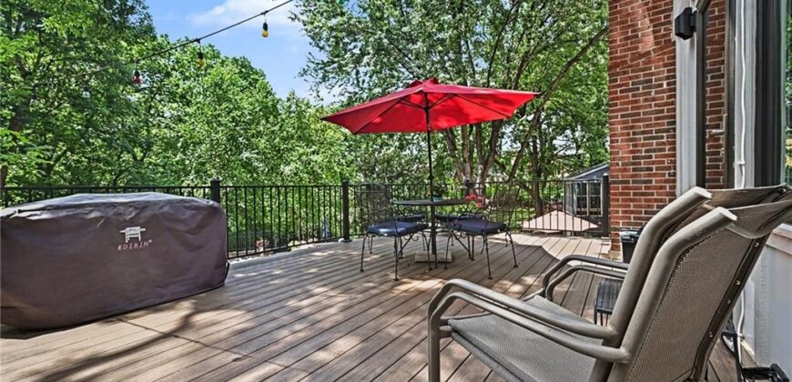 4126 NW Claymont Drive, Kansas City, MO 64116