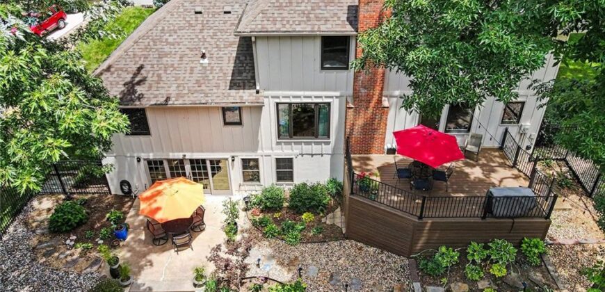 4126 NW Claymont Drive, Kansas City, MO 64116