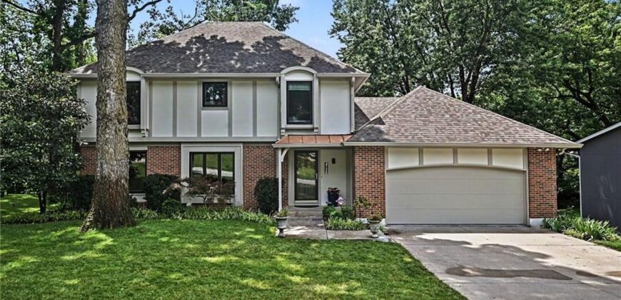 4126 NW Claymont Drive, Kansas City, MO 64116