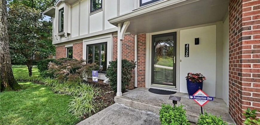 4126 NW Claymont Drive, Kansas City, MO 64116