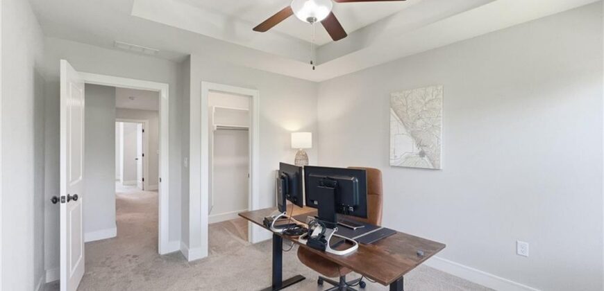 7412 Grand Slam Street, Parkville, MO 64152