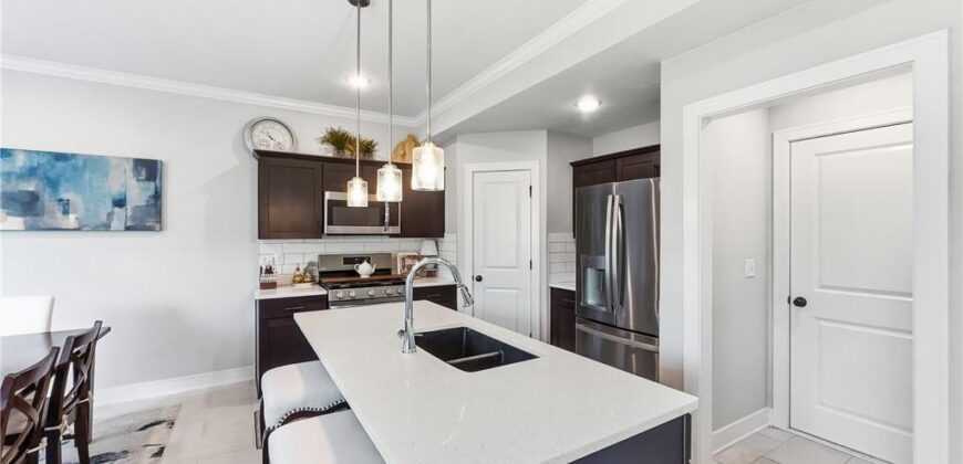 7412 Grand Slam Street, Parkville, MO 64152