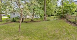 1907 NE 57th Street, Gladstone, MO 64118