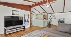 1907 NE 57th Street, Gladstone, MO 64118