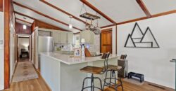 1907 NE 57th Street, Gladstone, MO 64118