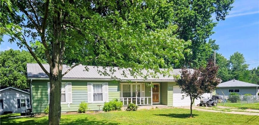 5714 N Tracy Avenue, Gladstone, MO 64118