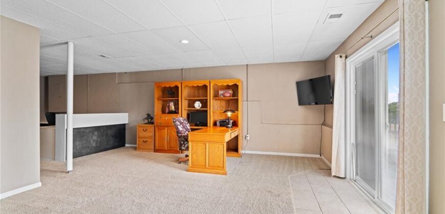 908 Glendale Road, Liberty, MO 64068
