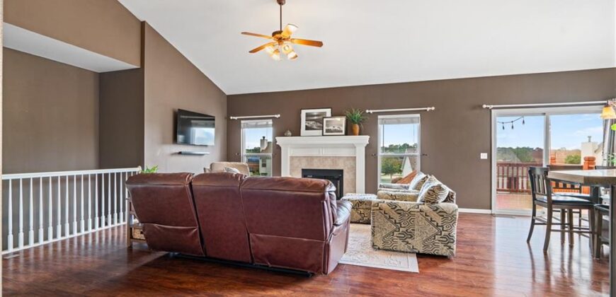 908 Glendale Road, Liberty, MO 64068