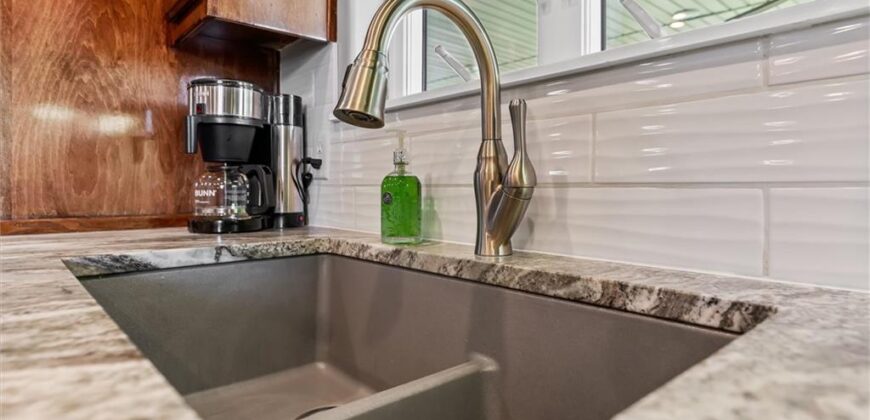 1401 Ann Circle, Excelsior Springs, MO 64024