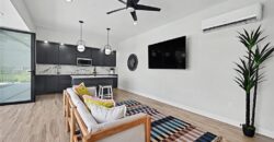 2131 NW Palisades Drive, Riverside, MO 64150