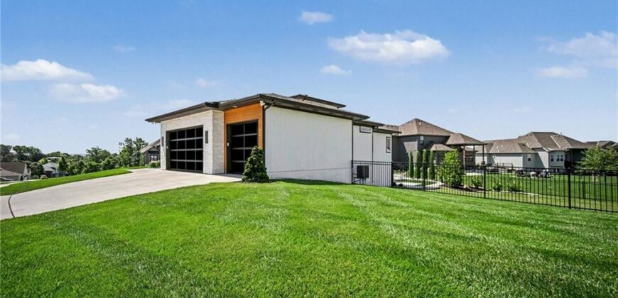 2131 NW Palisades Drive, Riverside, MO 64150