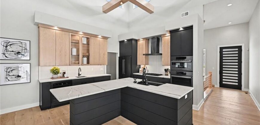2131 NW Palisades Drive, Riverside, MO 64150