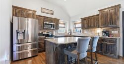 10802 N Oakland Avenue, Kansas City, MO 64157