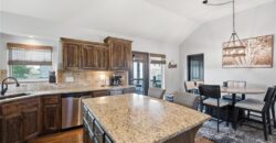 10802 N Oakland Avenue, Kansas City, MO 64157