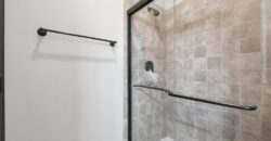 10802 N Oakland Avenue, Kansas City, MO 64157