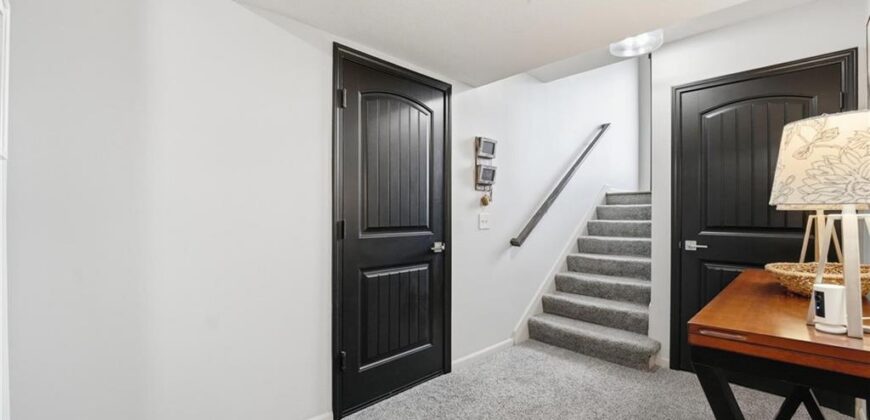 10802 N Oakland Avenue, Kansas City, MO 64157