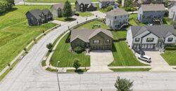 10802 N Oakland Avenue, Kansas City, MO 64157